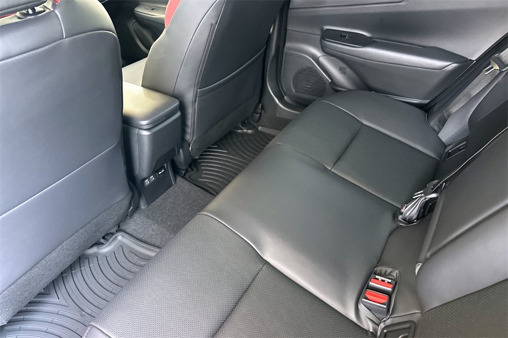 2026 Toyota Prius Plug-in Hybrid XSE photo 12