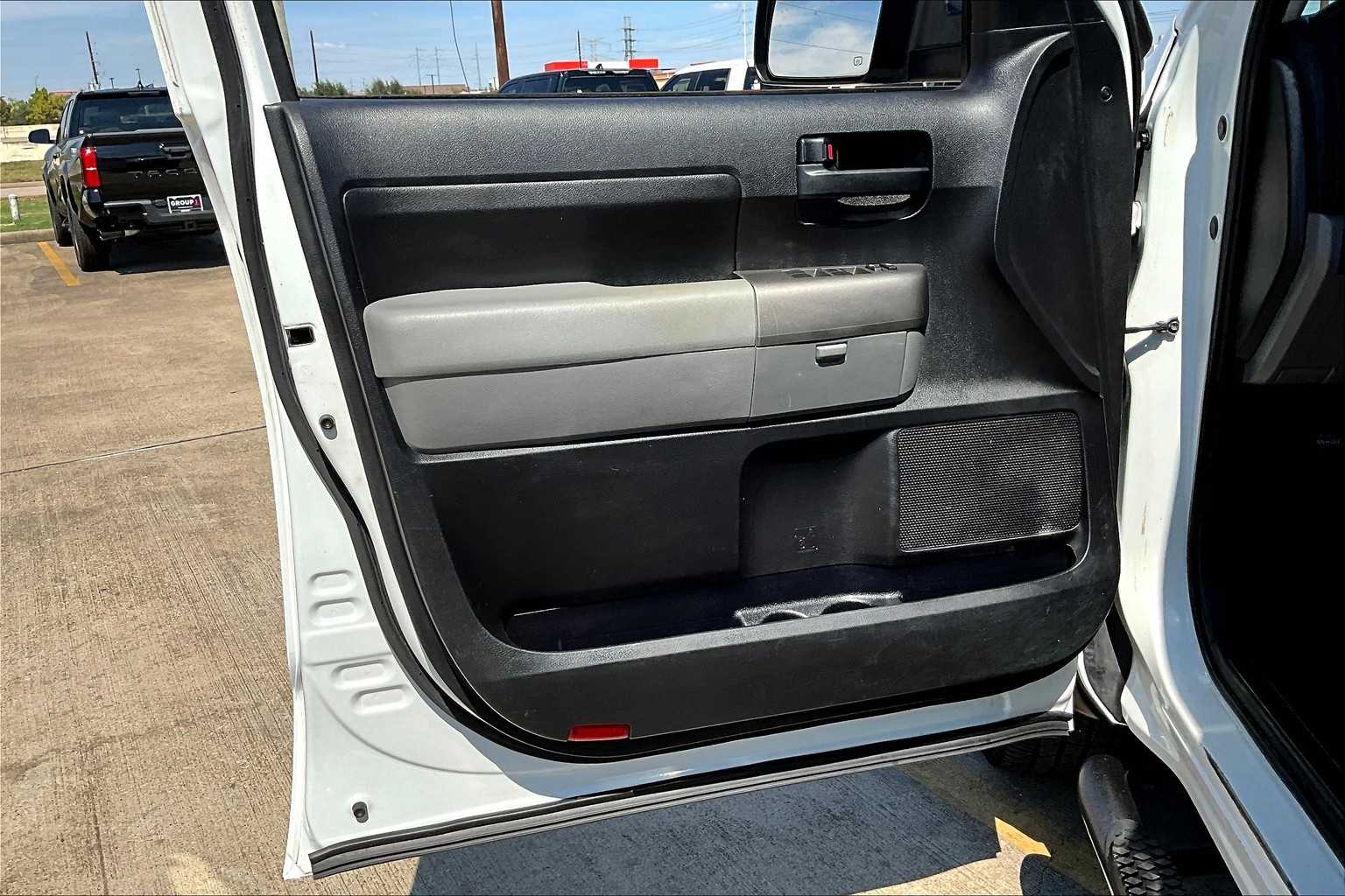 2013 Toyota Tundra Double Cab photo 19