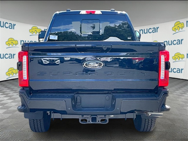 2025 Ford F-250 photo 4