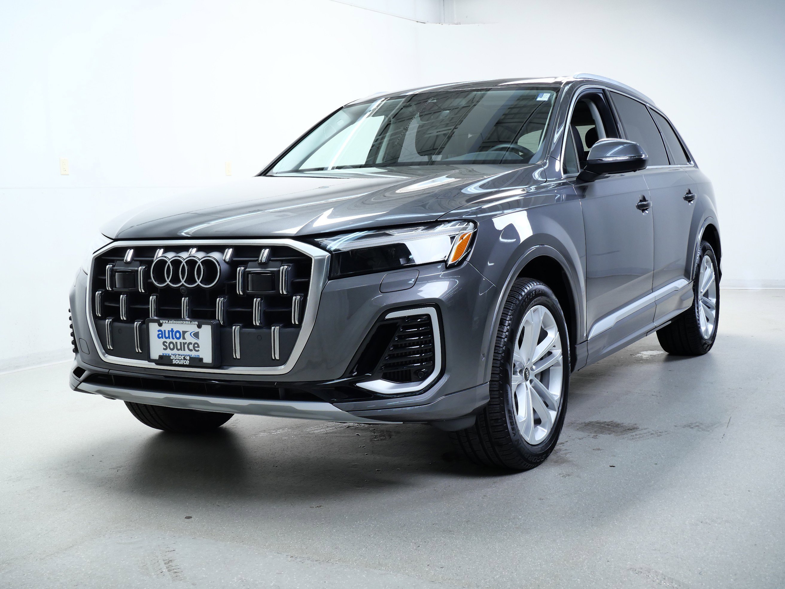 2025 Audi Q7 Premium Plus photo 10