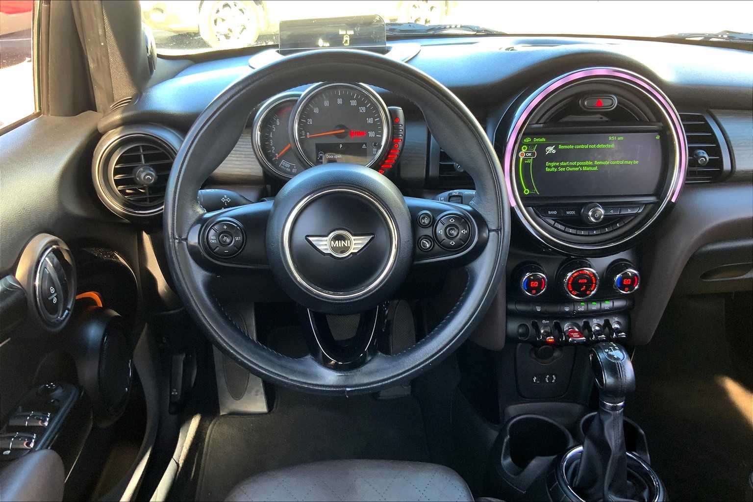 2016 Mini Cooper Hardtop 4 Door S photo 5