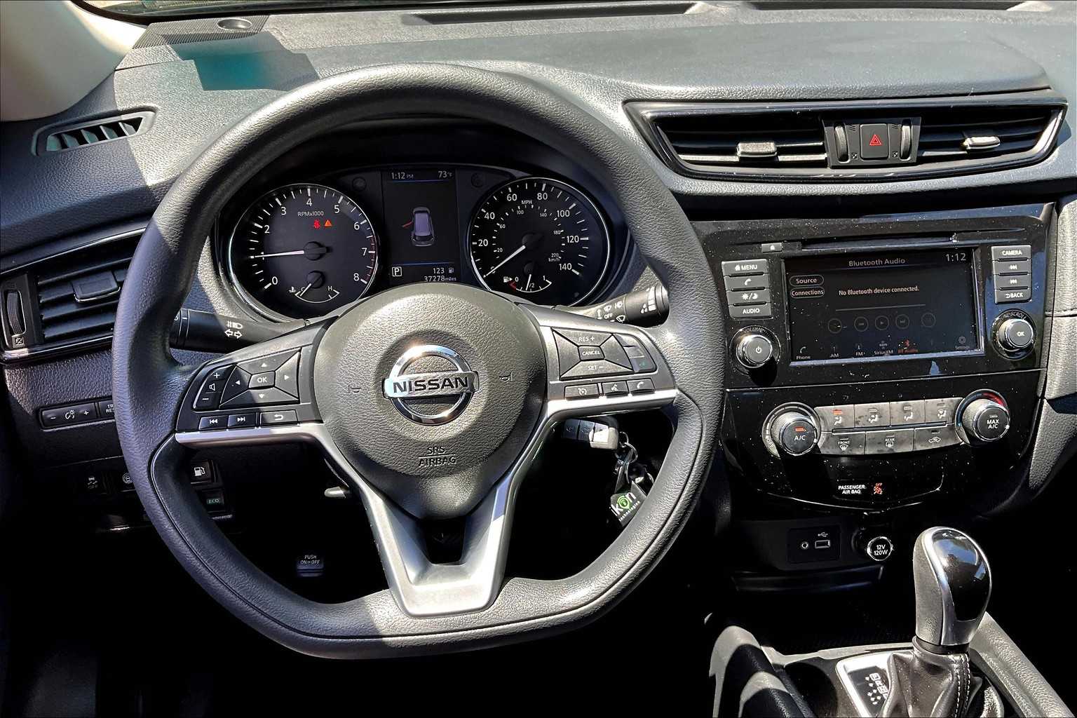 2020 Nissan Rogue S photo 5