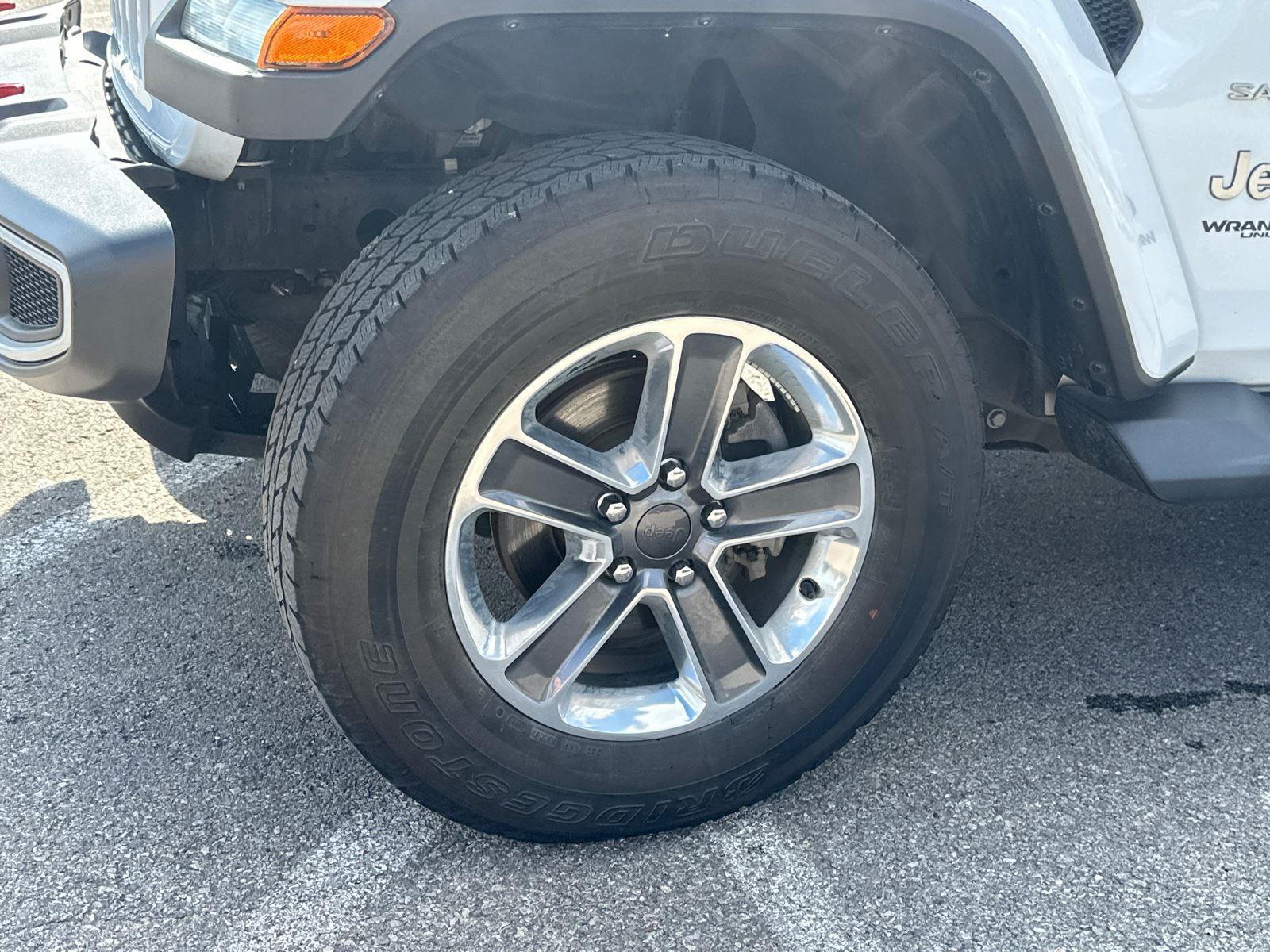 2021 Jeep Wrangler Unlimited Sahara photo 7