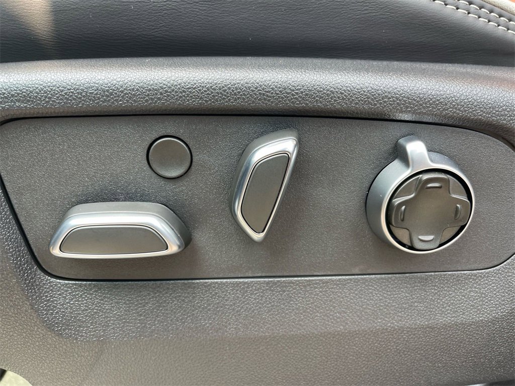 2025 Gmc Sierra 1500 Denali Ultimate photo 9