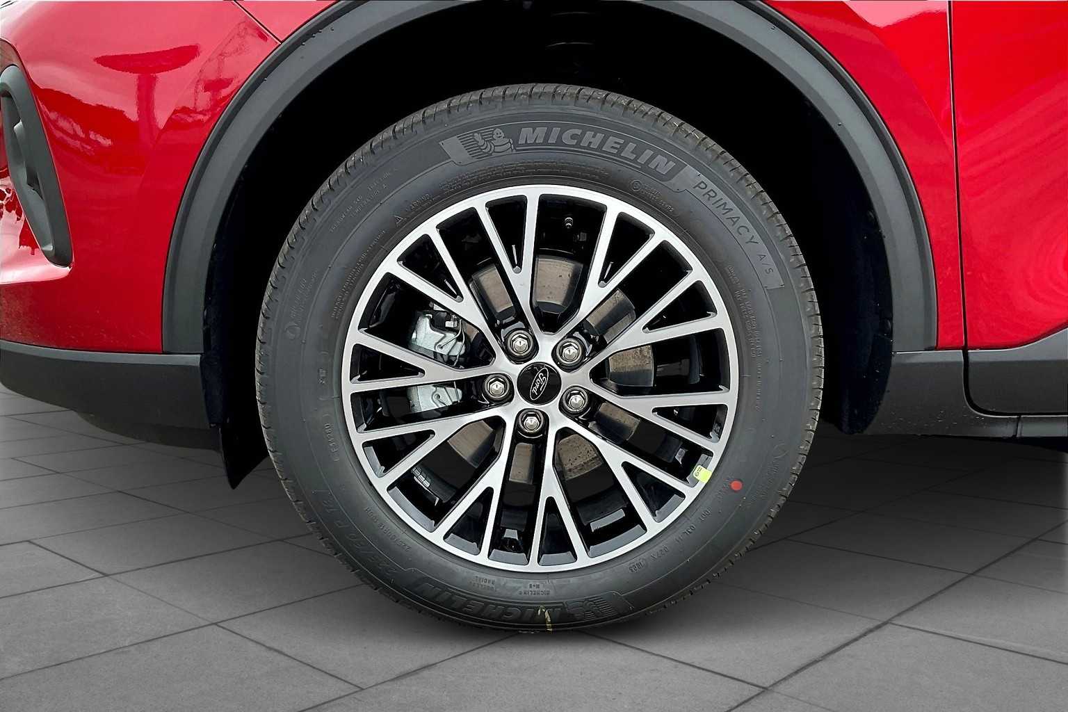 2025 Ford Escape SEL Plug-In Hybrid photo 11