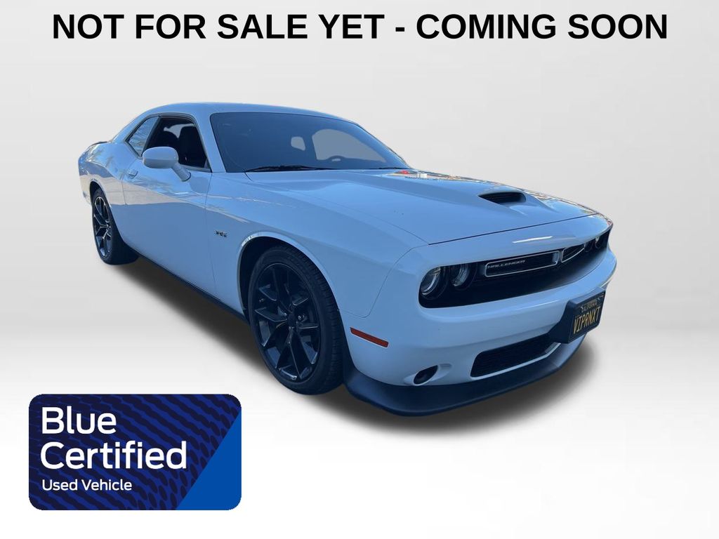 2023 Dodge Challenger R/T's photo