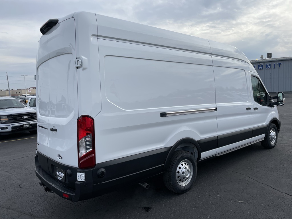 2026 Ford Transit Cargo Van photo 4