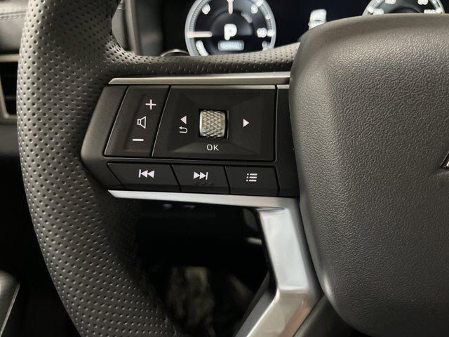 2025 Mitsubishi Outlander PHEV SE S-AWC photo 11