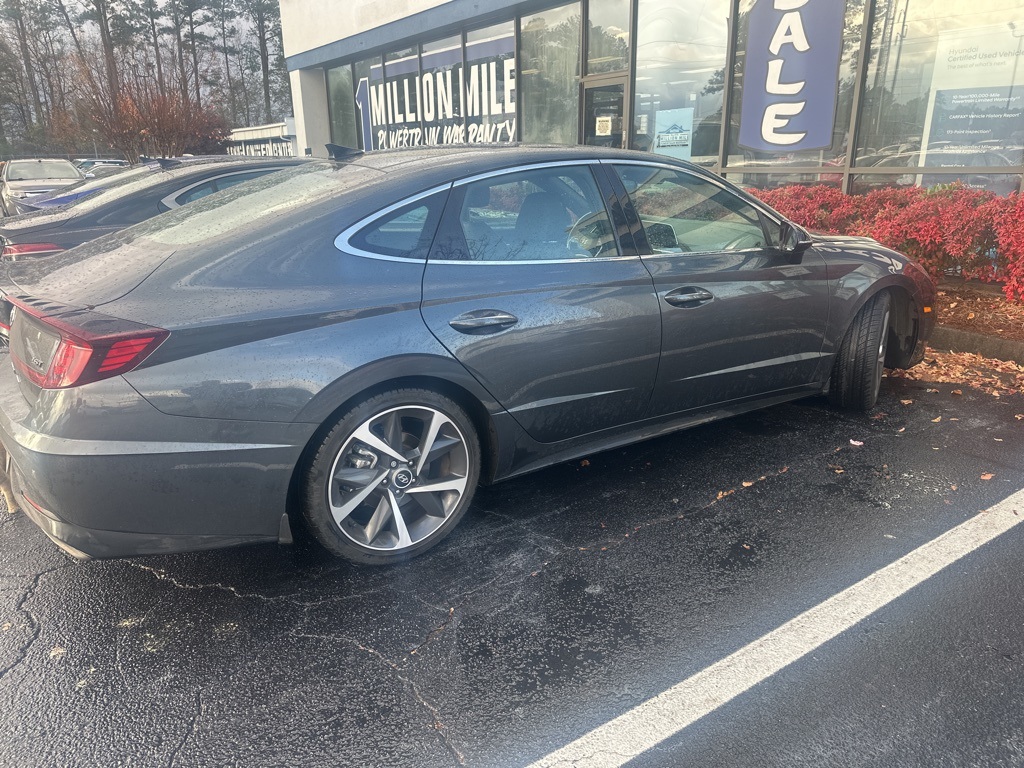 2022 Hyundai Sonata SEL Plus's photo