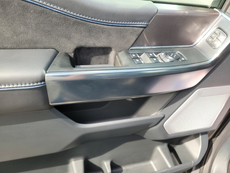 2025 Ford F-150 Platinum photo 25