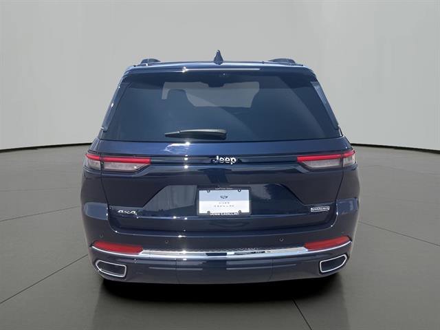 2023 Jeep Grand Cherokee Overland photo 3