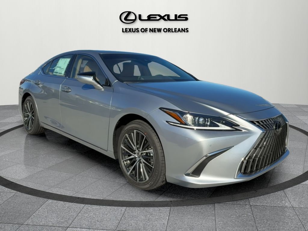 2025 Lexus ES 350's photo