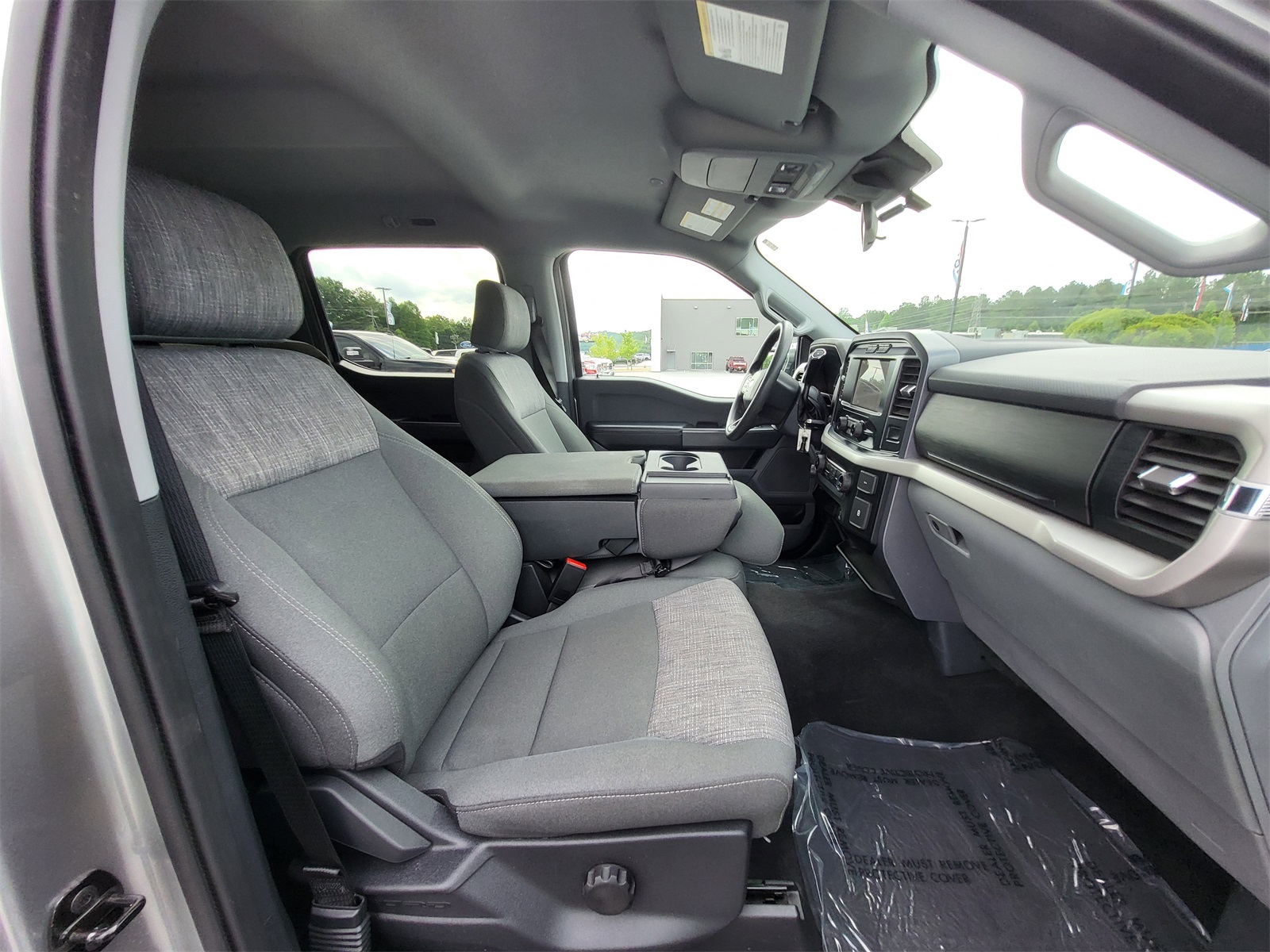 2023 Ford F-150 XLT photo 11