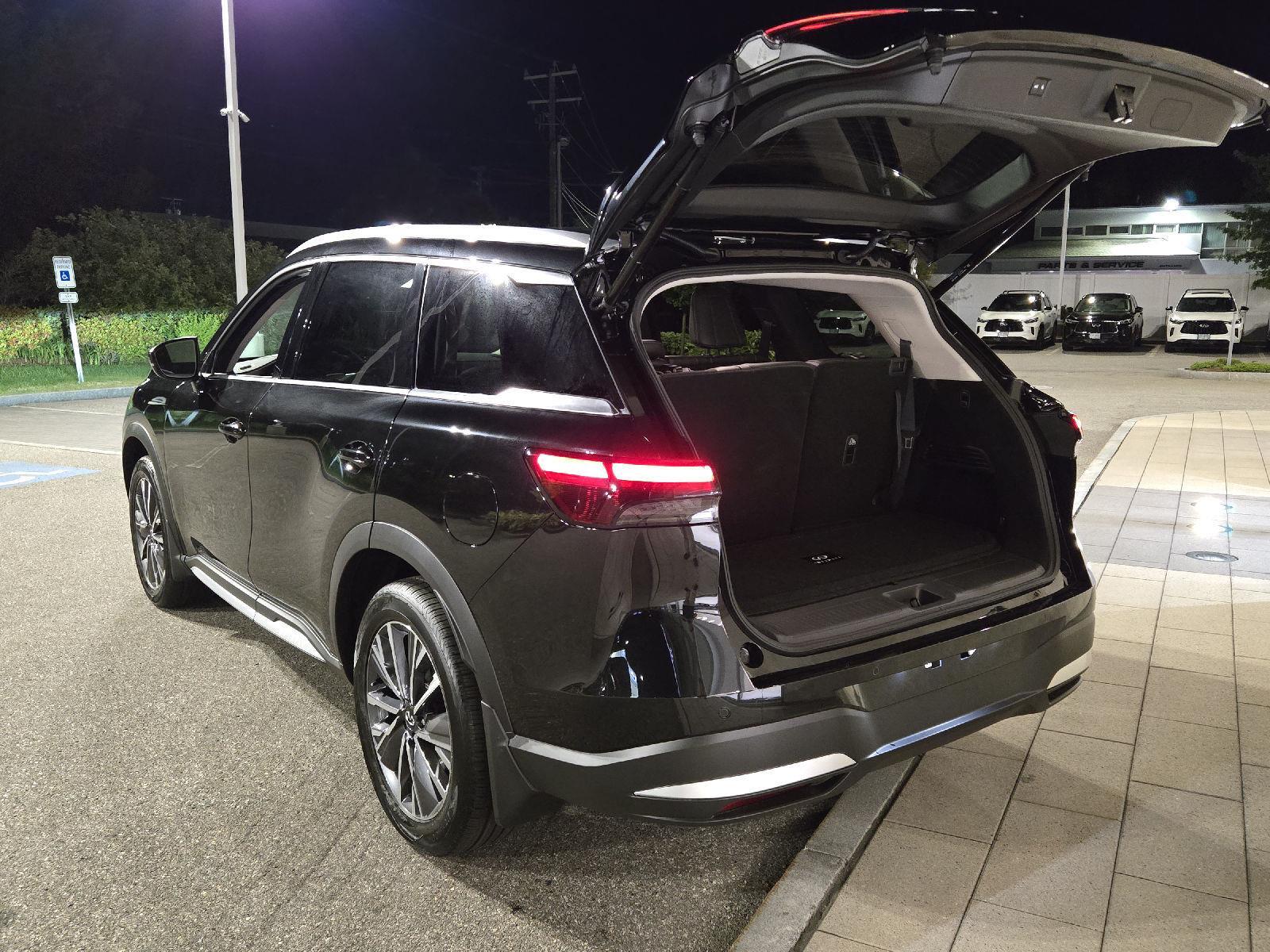 2026 Infiniti QX60 Luxe AWD photo 17