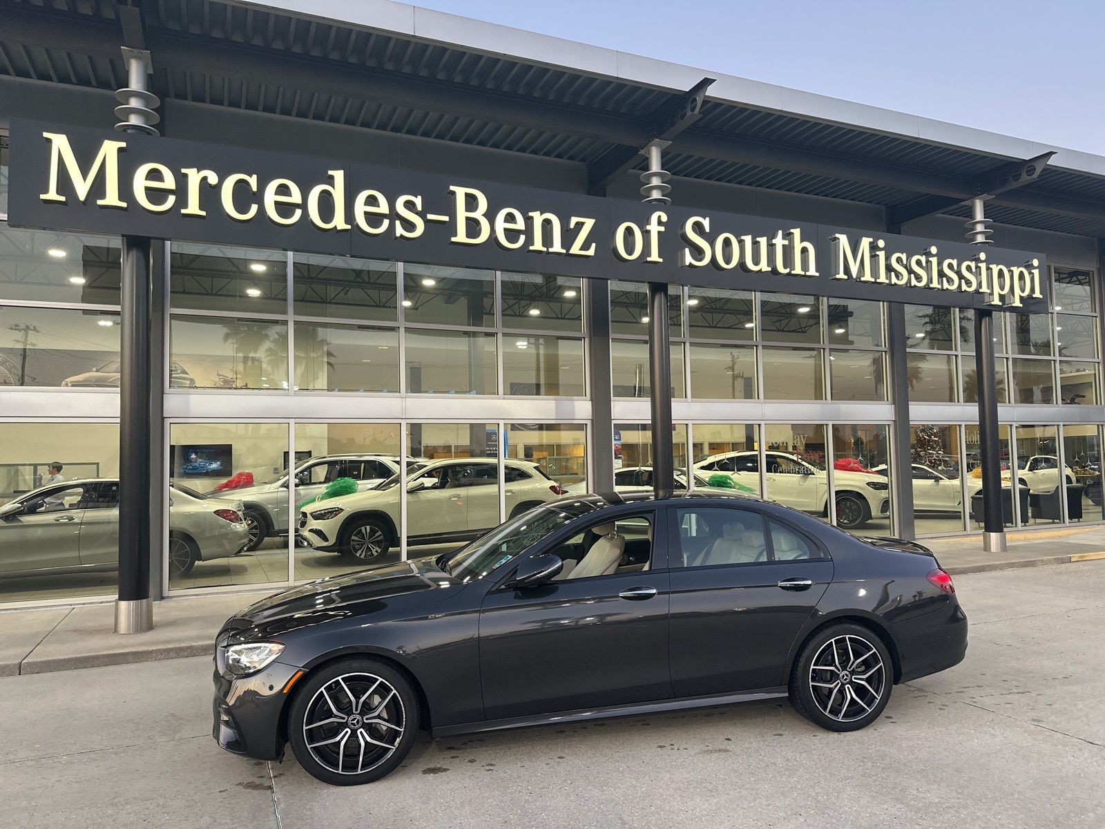 2023 Mercedes-Benz E-Class E350's photo