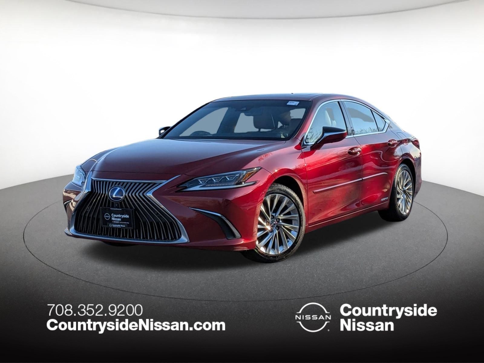 2021 Lexus ES Hybrid 300h Luxury's photo