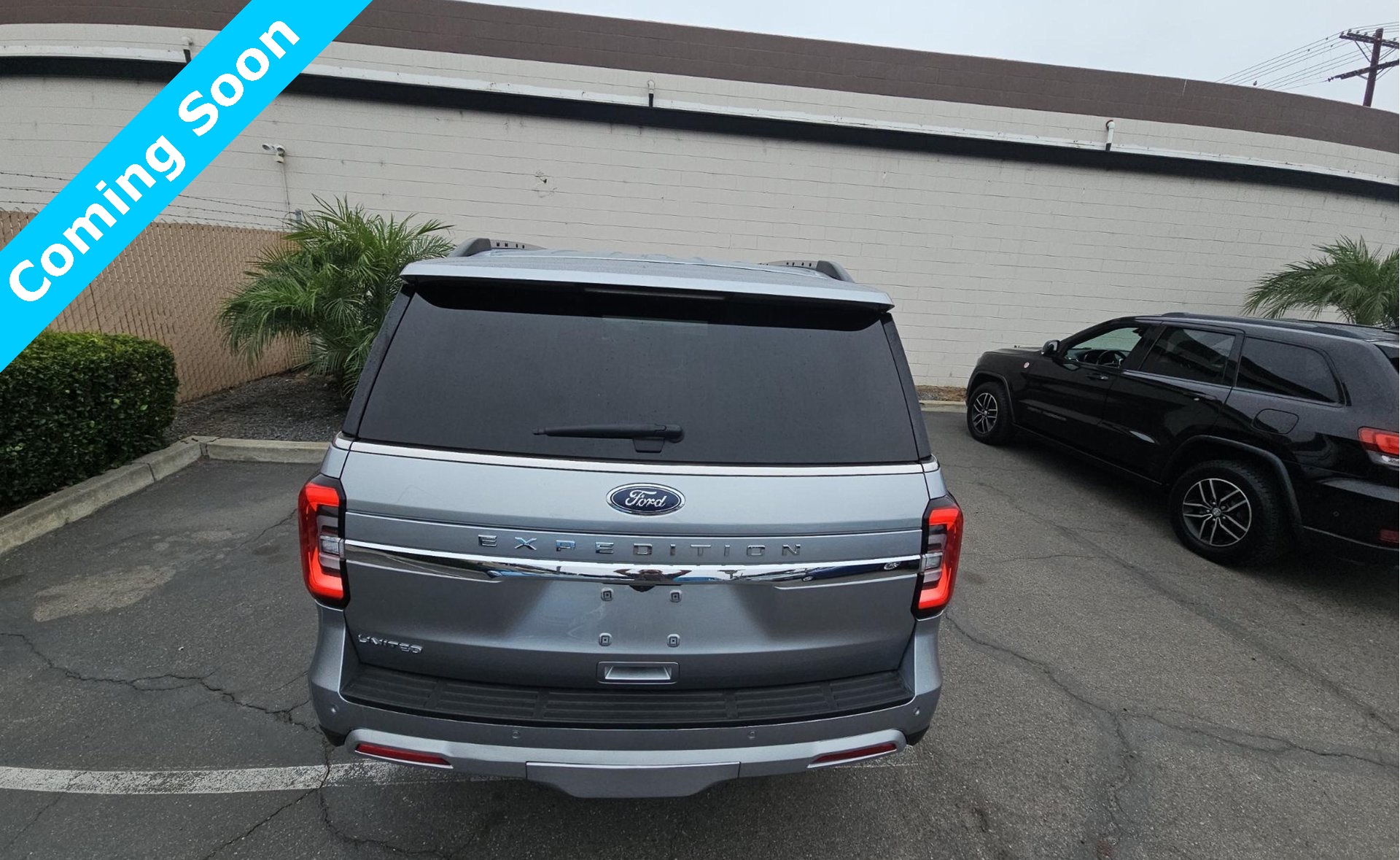 2024 Ford Expedition Limited photo 3