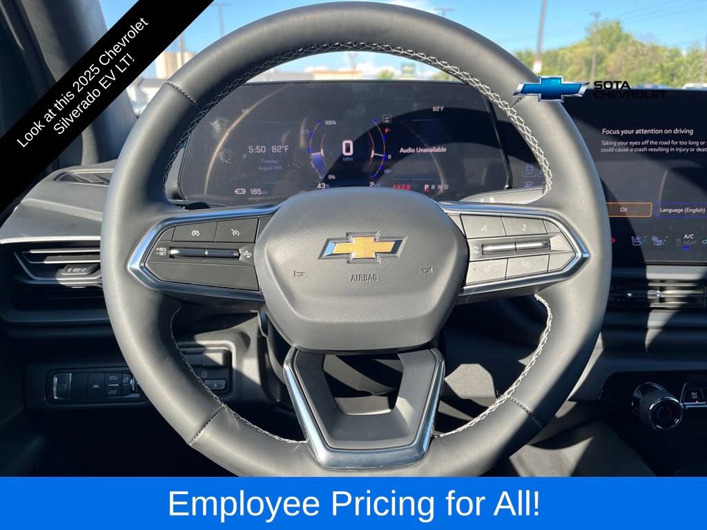 2025 Chevrolet Silverado EV LT photo 14