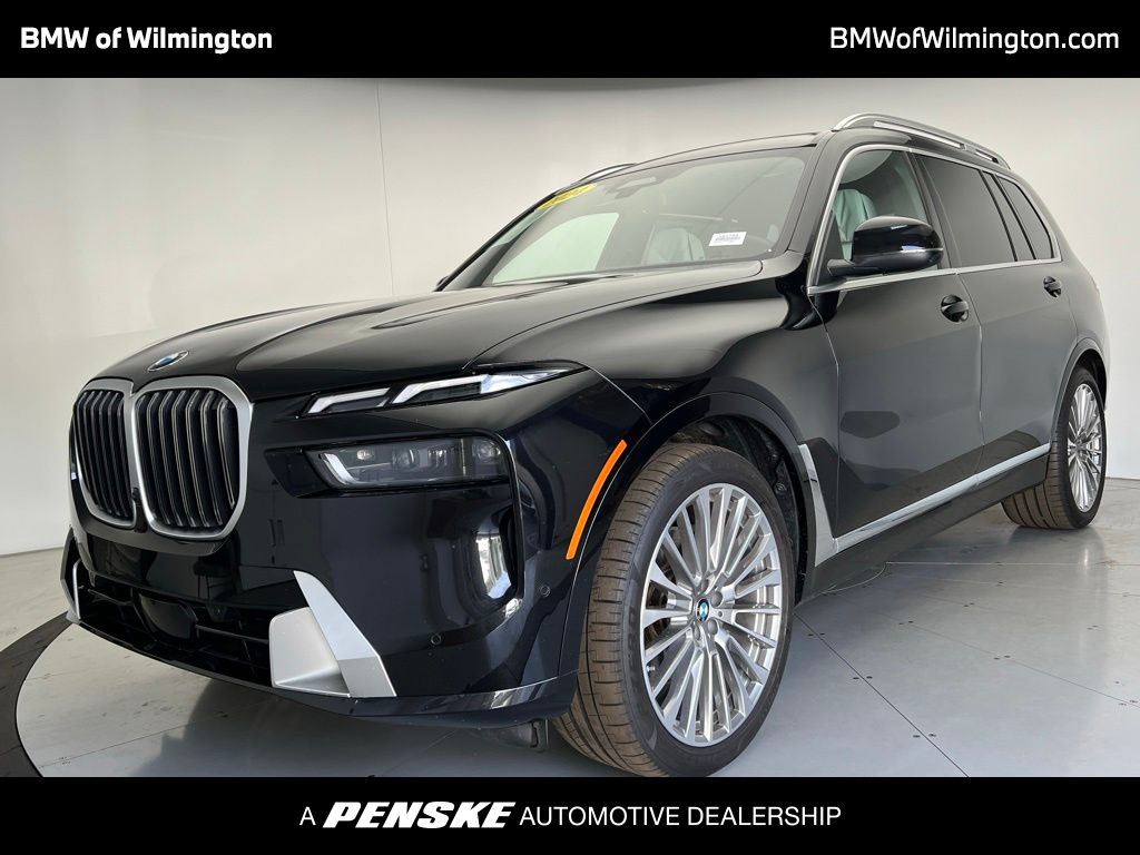 2024 BMW X7 40i's photo