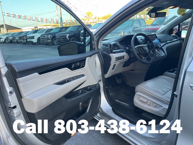 2022 Honda Odyssey Elite photo 3