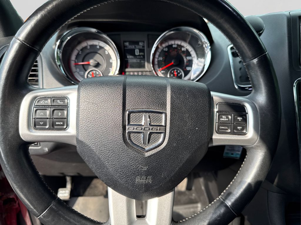 2015 Dodge Grand Caravan R/T photo 24