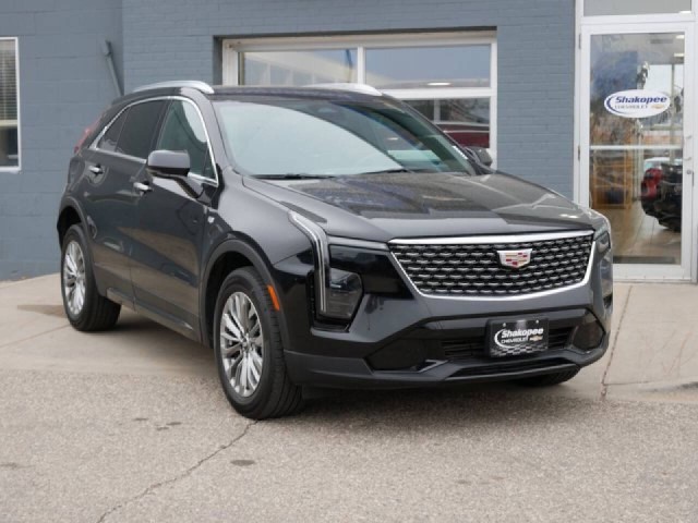 Used 2024 Cadillac XT4 Premium Luxury with VIN 1GYFZDR49RF140792 for sale in Shakopee, Minnesota