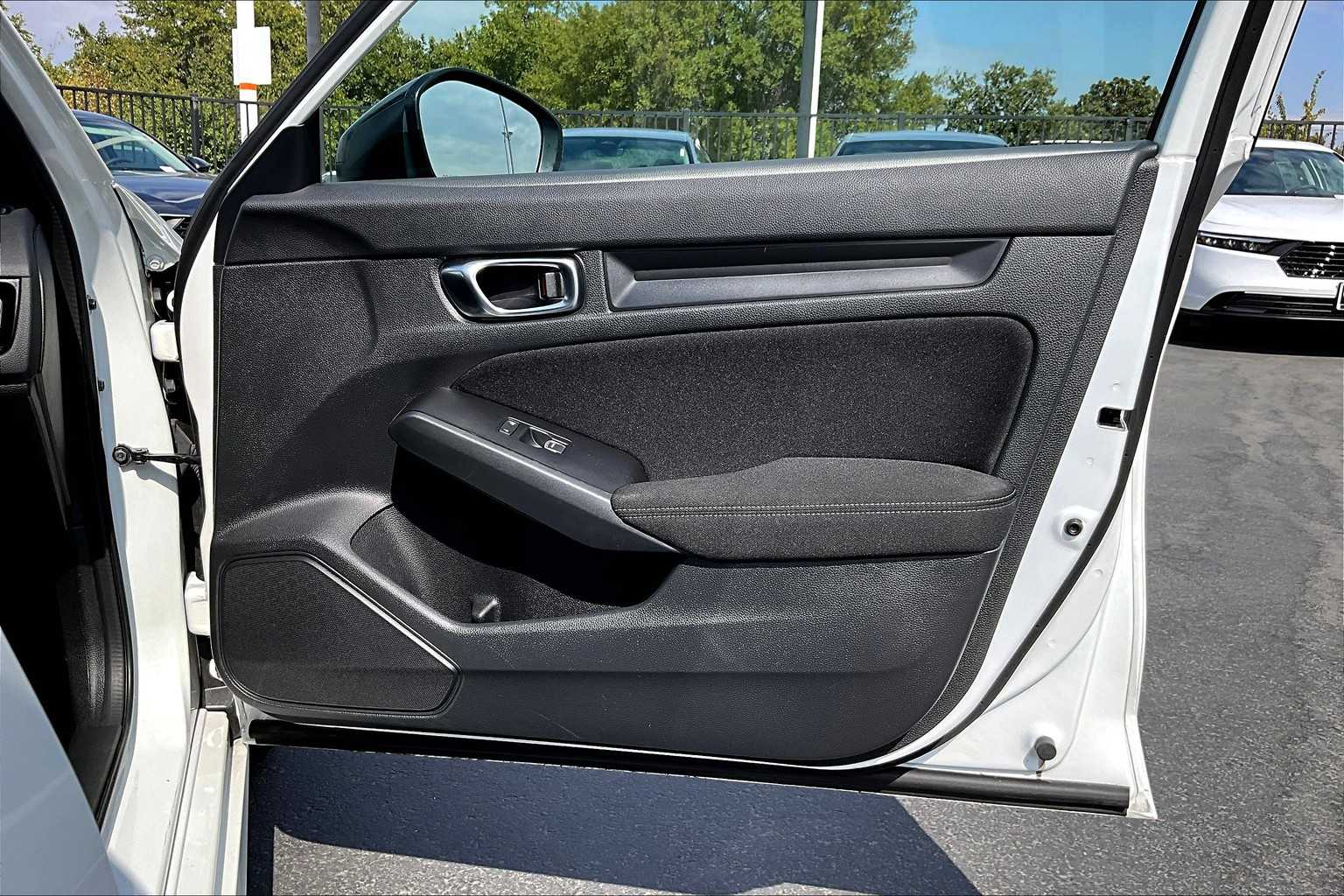 2022 Honda Civic Sport photo 26