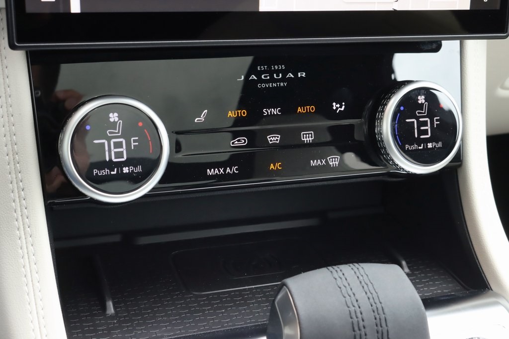 2026 JAGUAR F-PACE - Image 29