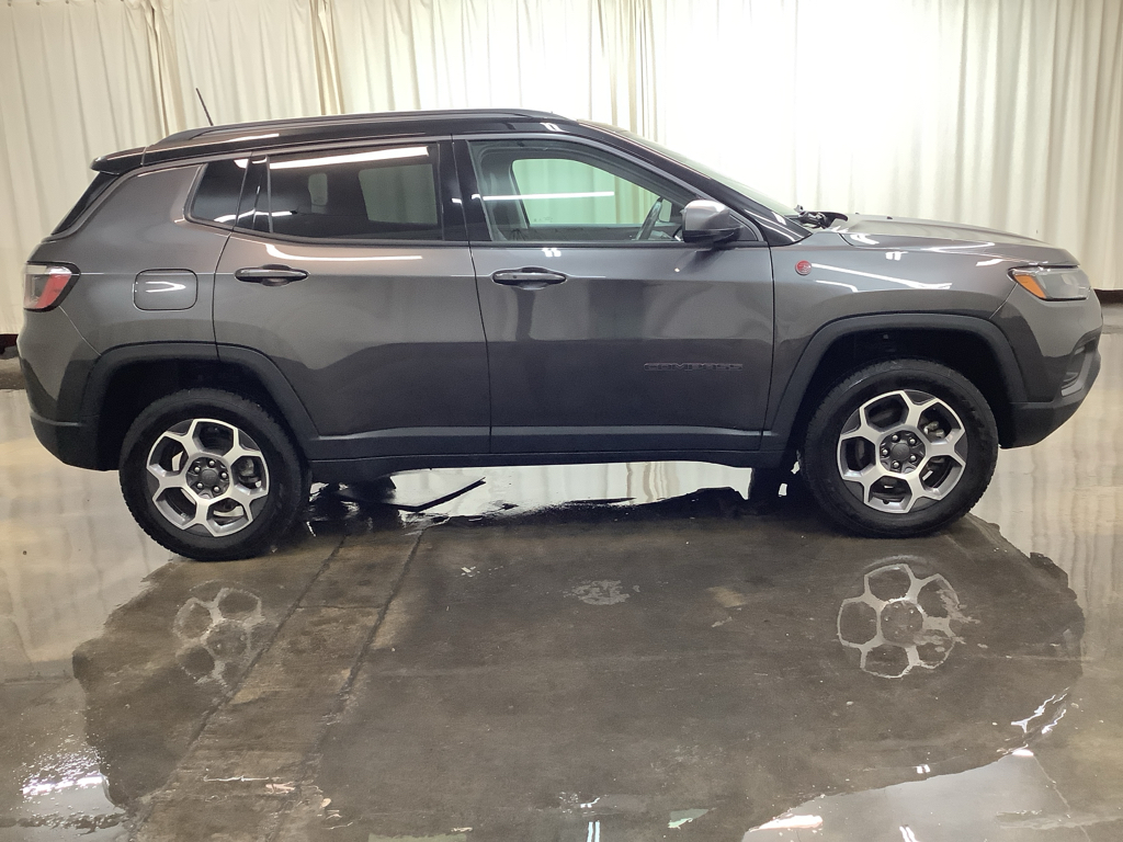 2022 Jeep Compass Trailhawk photo 3