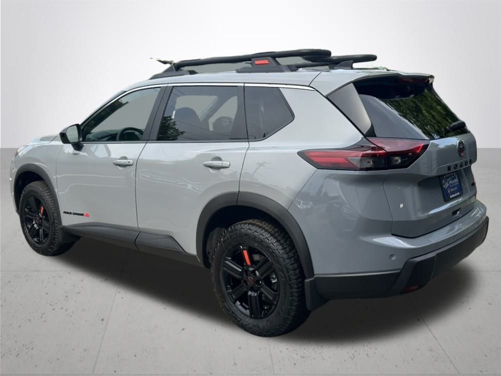 2026 Nissan Rogue SV photo 4