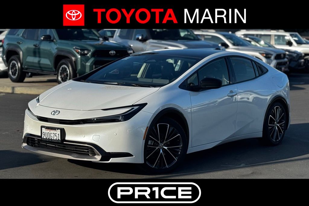2025 Toyota Prius XLE's photo