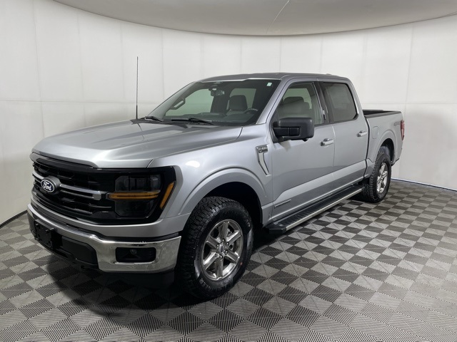 2024 Ford F-150 XLT photo 3
