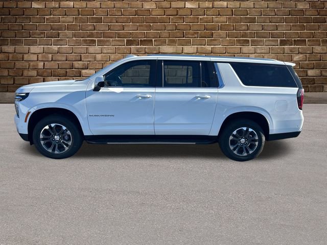 2026 Chevrolet Suburban LS photo 2