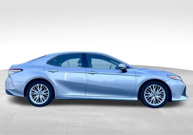 2019 Toyota Camry L photo 4