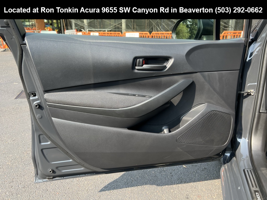 2023 Toyota Corolla LE photo 11
