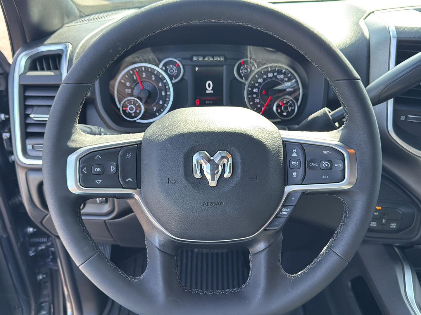 2025 Ram 2500 Big Horn photo 17