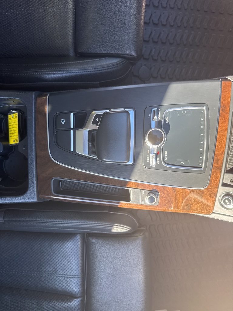 2019 Audi Q5 2.0T Premium Plus photo 38
