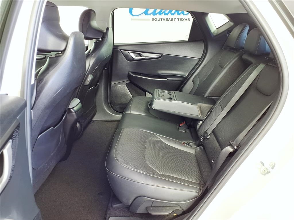 2022 Kia EV6 Wind photo 8