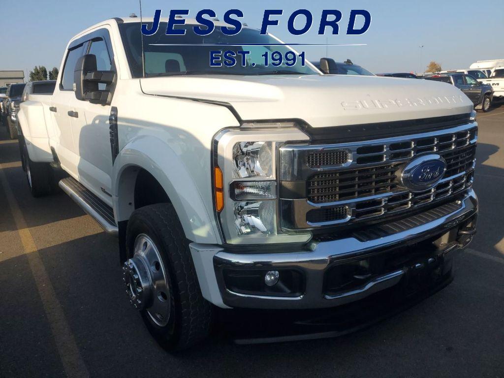 2023 Ford F-450 XLT photo 4