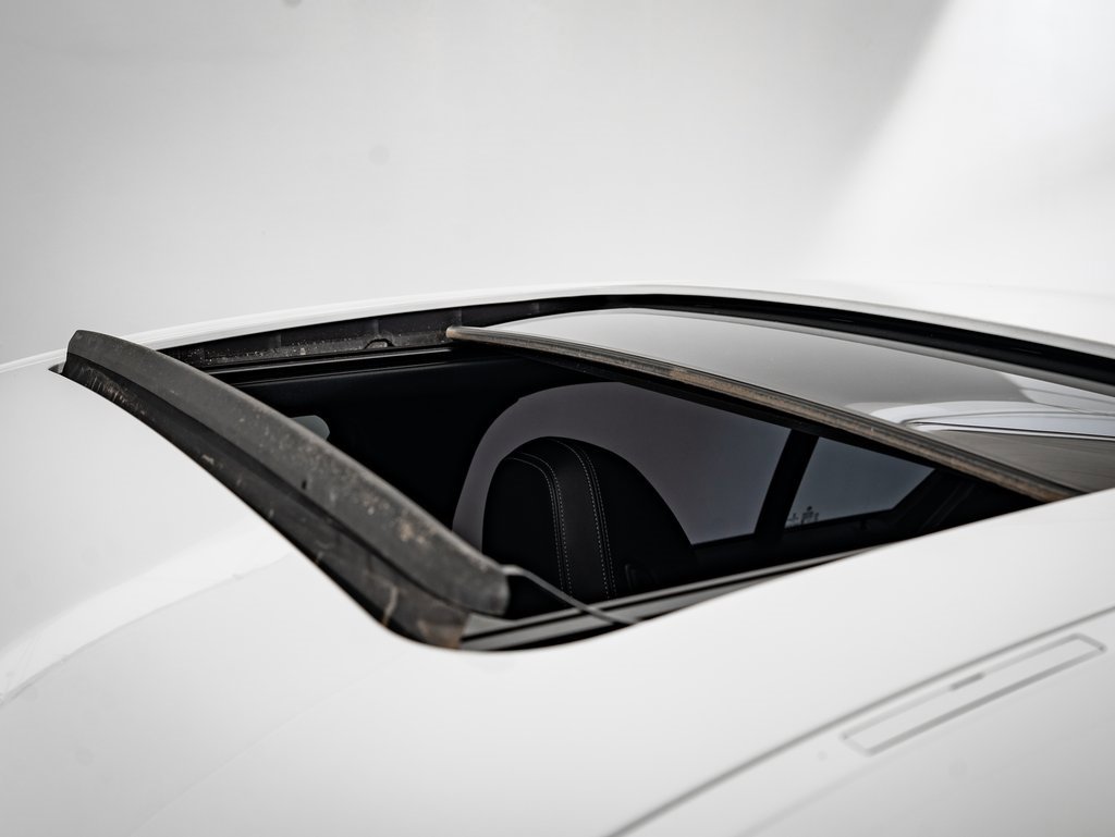 2022 Bmw 330i photo 13