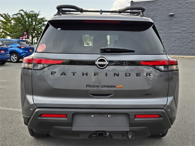 2025 Nissan Pathfinder Rock Creek photo 3