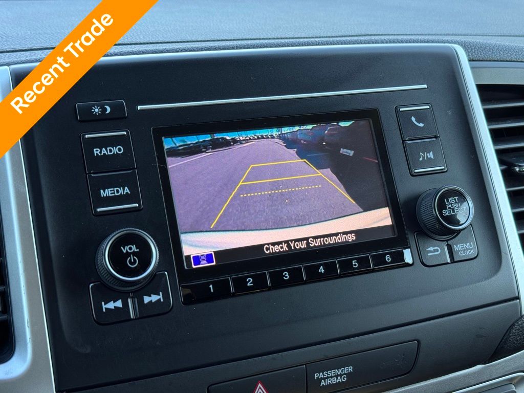 2019 Honda Pilot LX photo 3