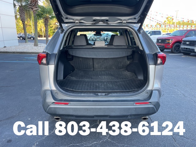 2021 Toyota RAV4 XLE photo 29