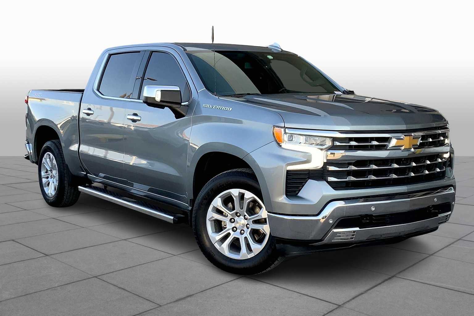 2023 Chevrolet Silverado 1500 LTZ photo 2