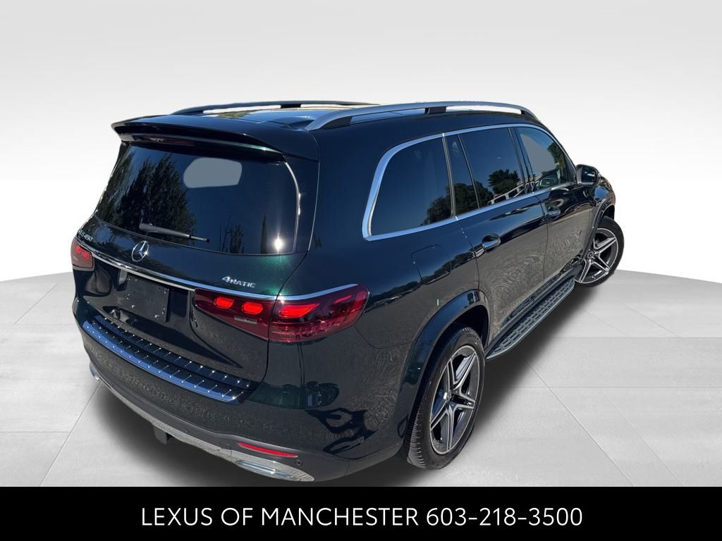 2025 Mercedes Benz GLS 450 4MATIC photo 3