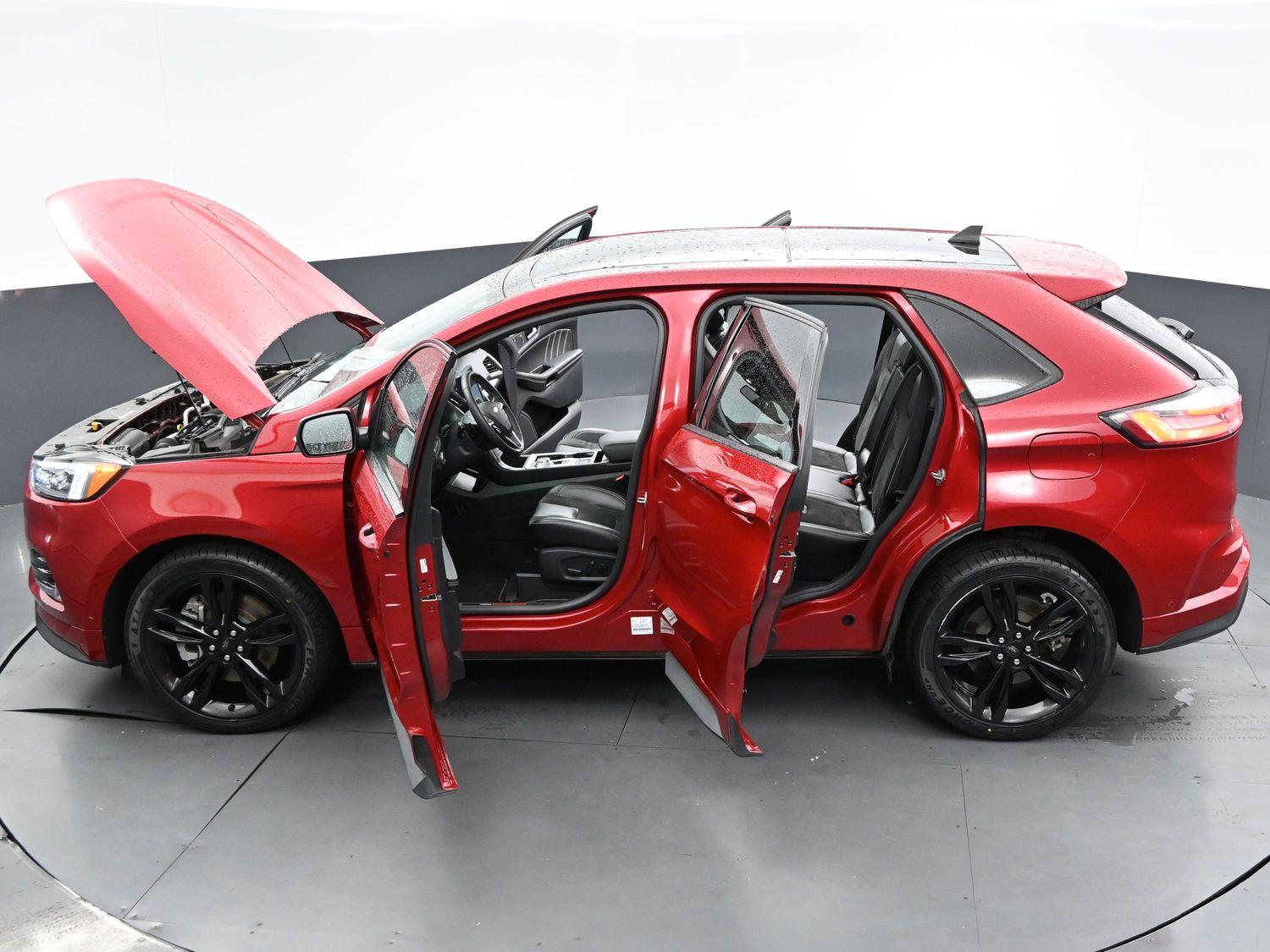 2022 Ford Edge ST photo 43