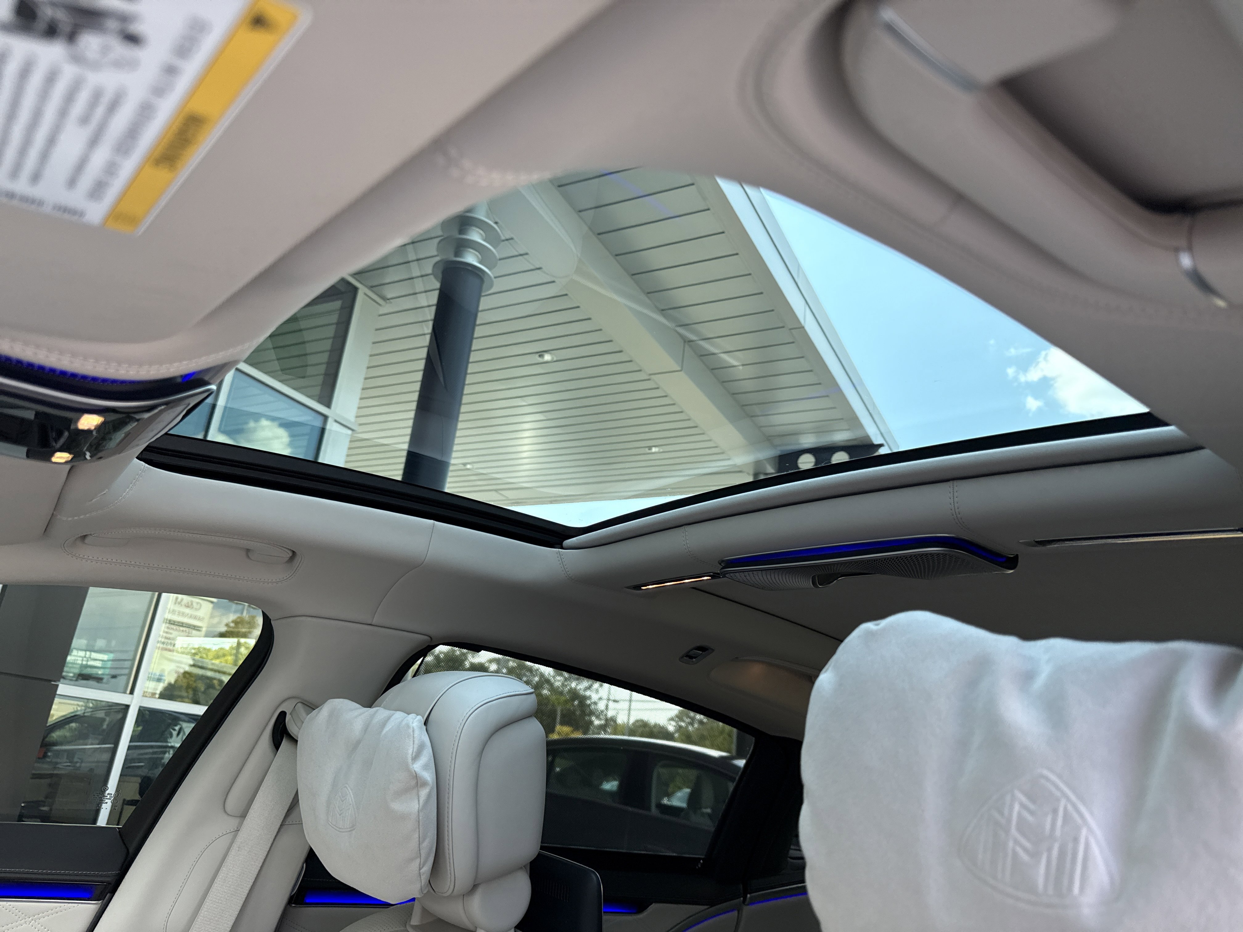 2022 Mercedes Benz S Maybach 580 photo 5