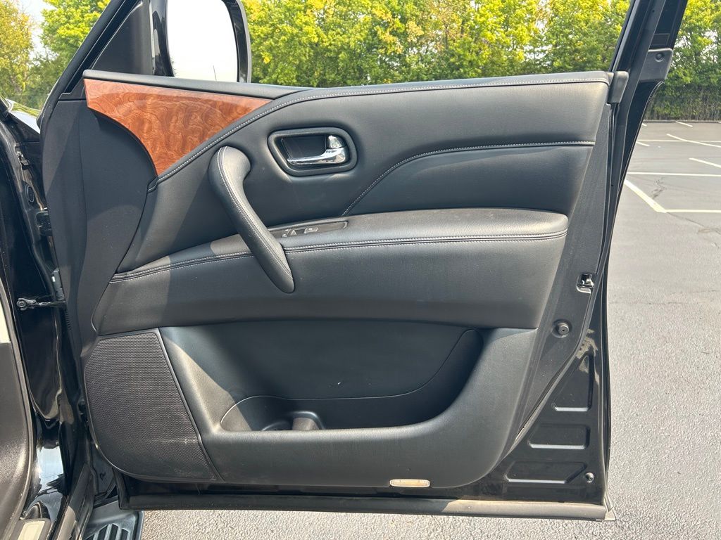 2018 Infiniti QX80 Base photo 24
