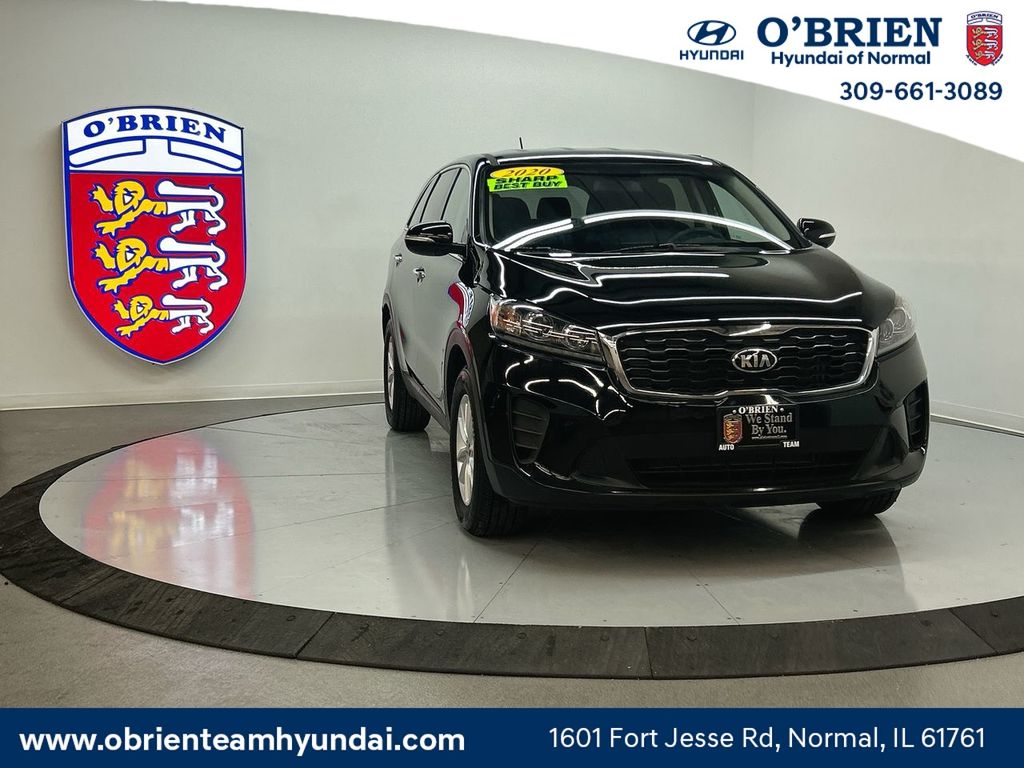 2020 Kia Sorento LX's photo