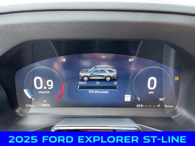 2025 Ford Explorer ST-Line photo 2